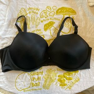 NEW Torrid Curve Bra Back Smoothing Deep V 44DD E